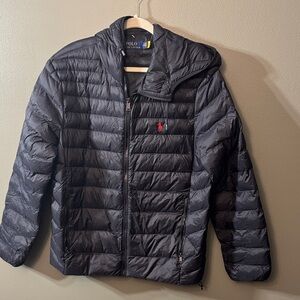 Polo Ralph Lauren The Colden Packable Hooded puffer Jacket. Size M